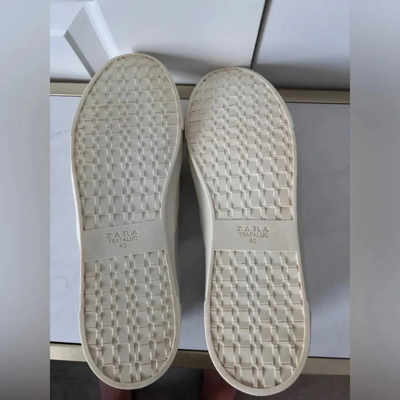 Zara Trafalac | White Pop Art Sneakers | Size 40 - Picture 5 of 6